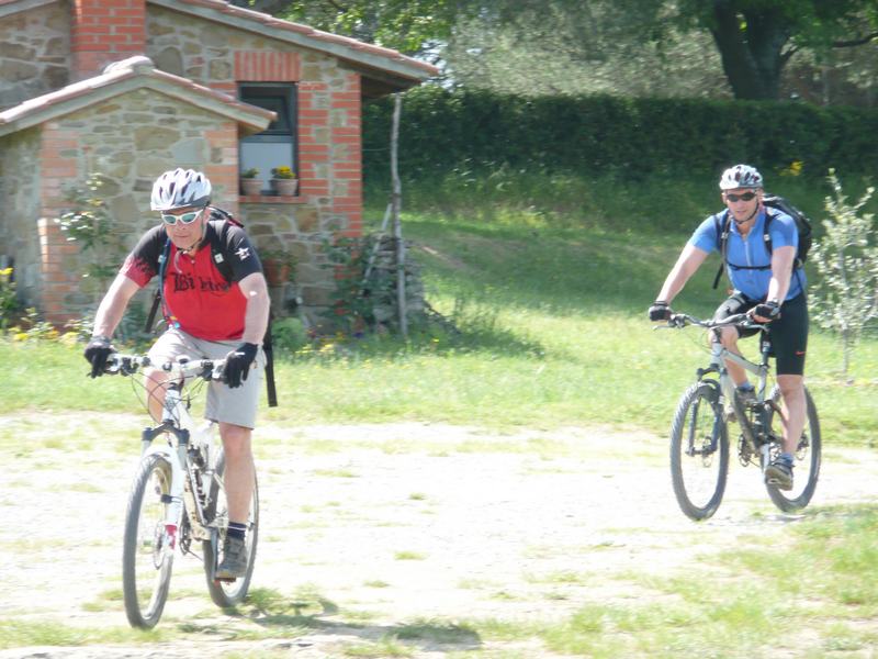 113 Auch Schock und Toni treffen ein.JPG